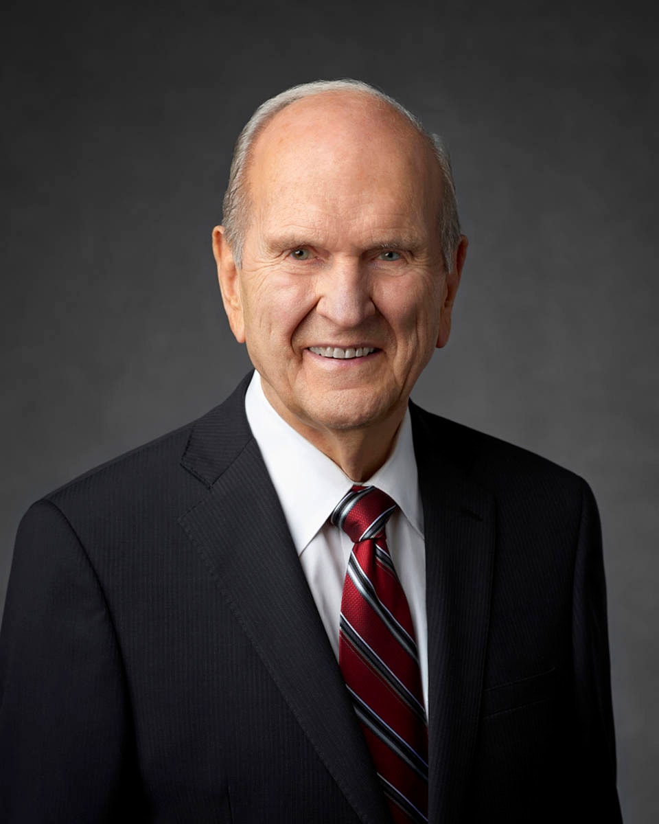 13536693_web1_180912-LAT-russell-nelson-official-portrait-vertical
