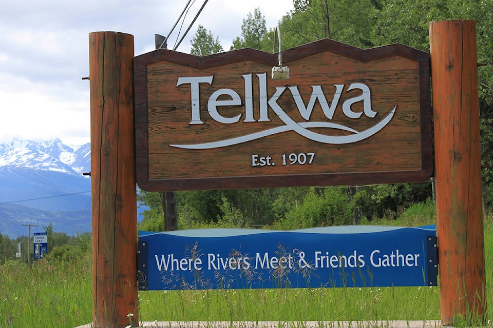 13748584_web1_Telkwa-Welcome-Sign--2017