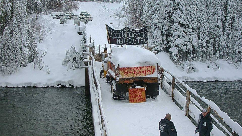 15097793_web1_Unistoten-Morice-bridge-Jan11-Twitter