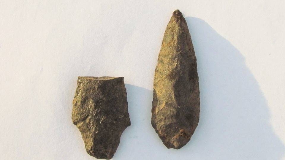 15580151_web1_arrowheads