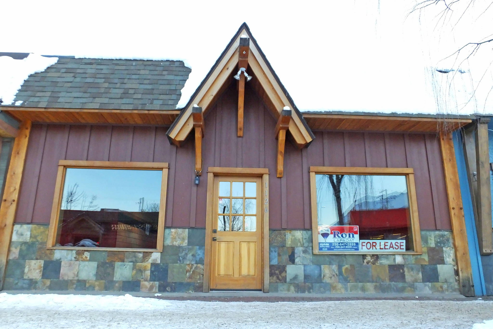 15599270_web1_Smithers-pot-store-old-Rudolphs2