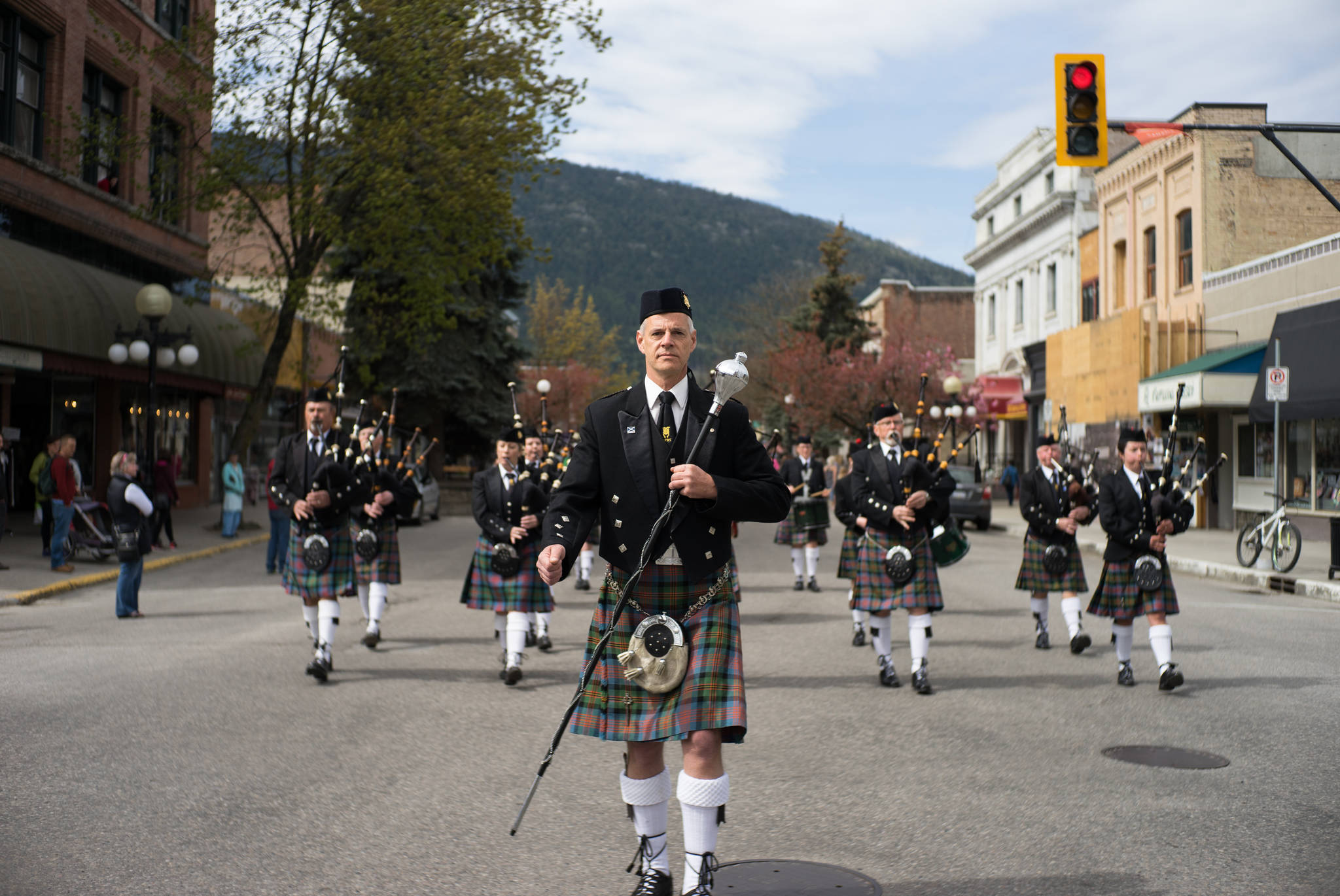 16709616_web1_190209-KWS-PIPEBAND-13