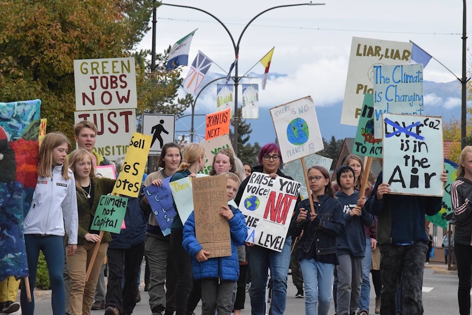 18618172_web1_190918-SIN-climate-strike-smithers-sep-20-8-copy