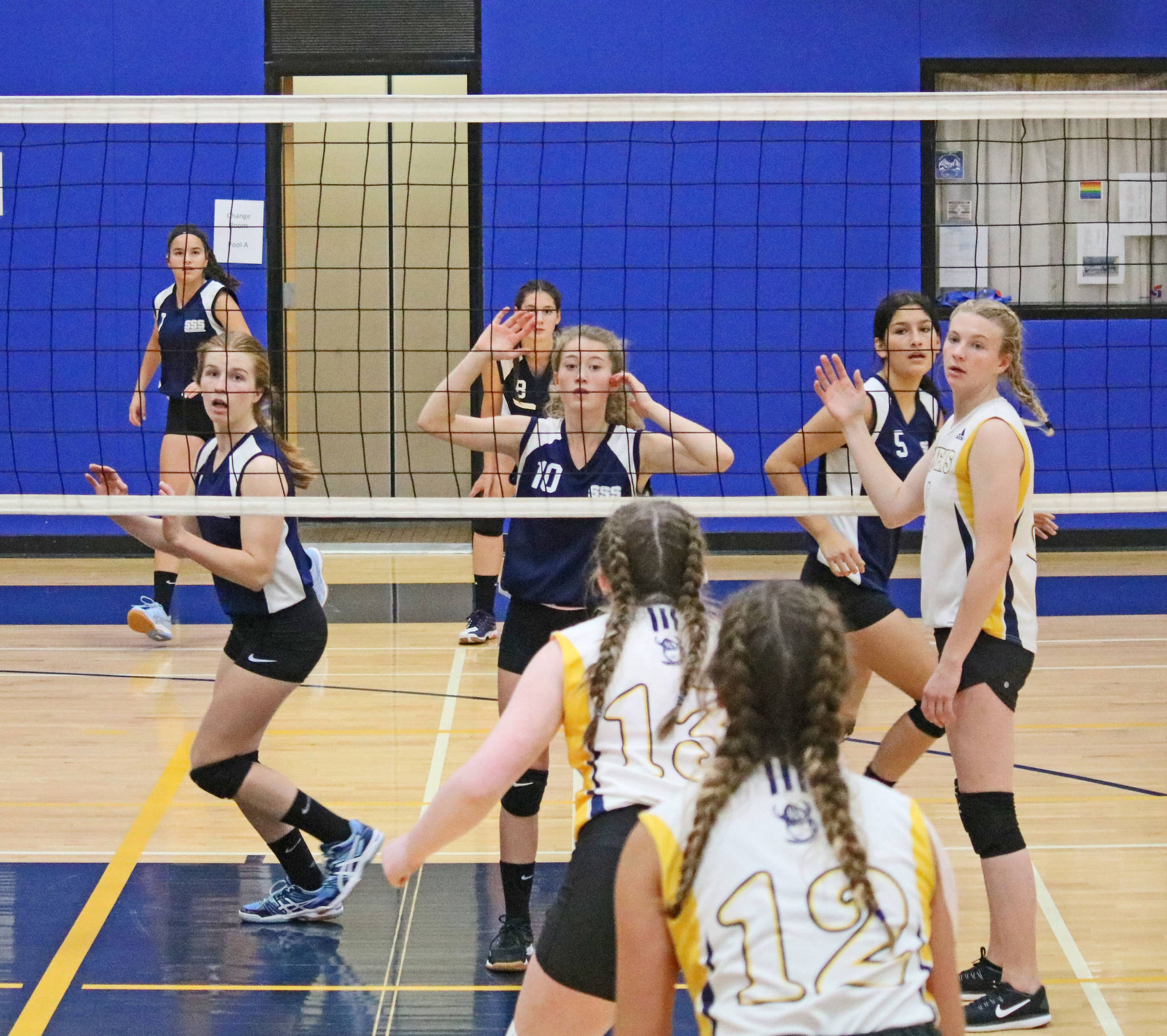 18734239_web1_A-Vball-jr-girls-sep-2019--75-