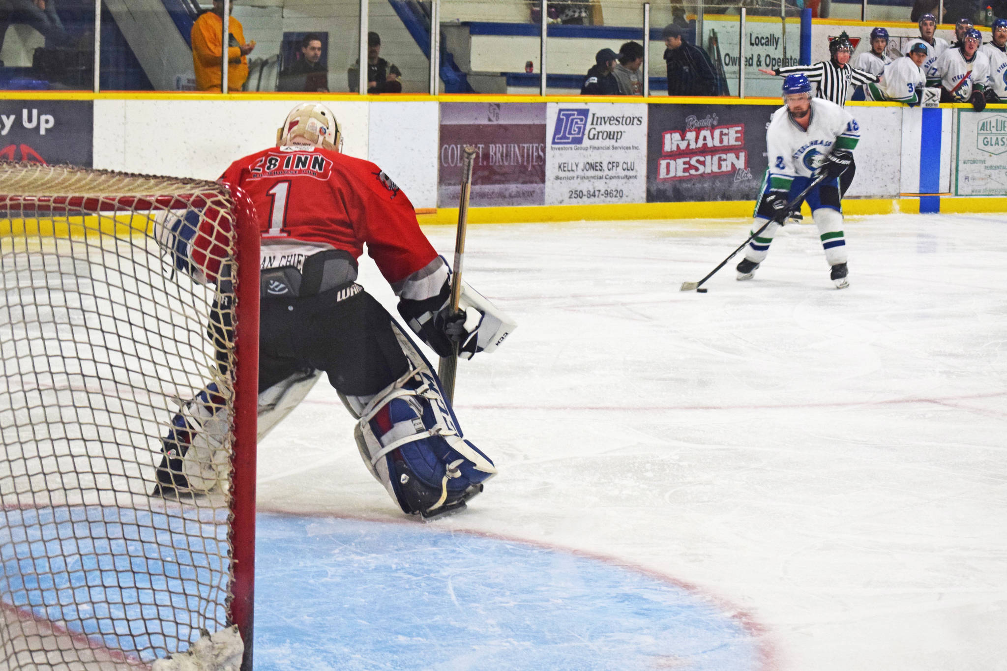 19218169_web1_191106-SIN-steelheads-vs-wolverines-PRINT2