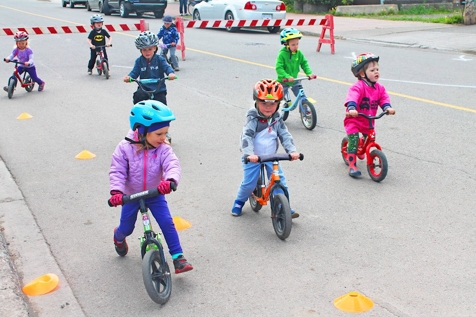 22803823_web1_bike-to-work-kids