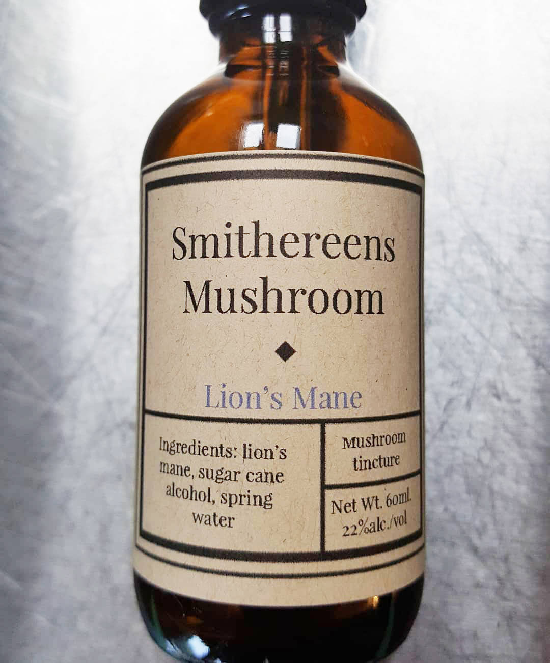 25562552_web1_210624-SIN-OUR-TOWN-smithereens-mushroom-tincture_1
