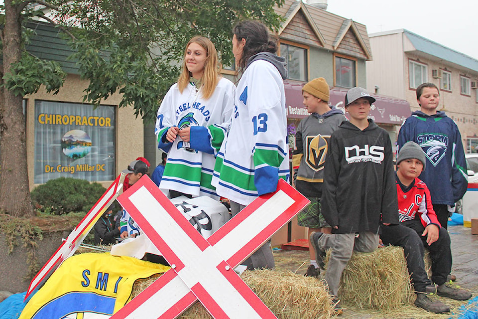 26134813_web1_copy_210902-SIN-SteelheadHockey-appliesfor-BeerGarden_1