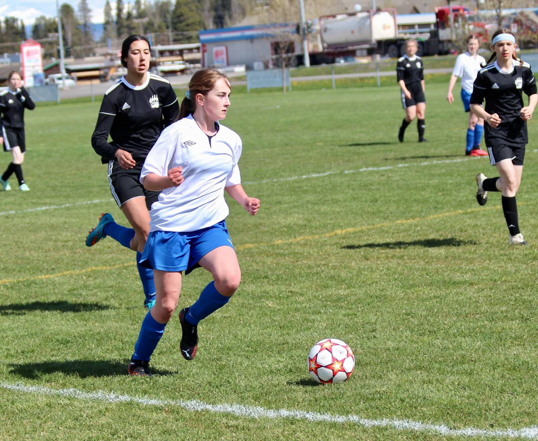 29135361_web1_220519-SIN-AA-soccer-girls-to-provincials_5