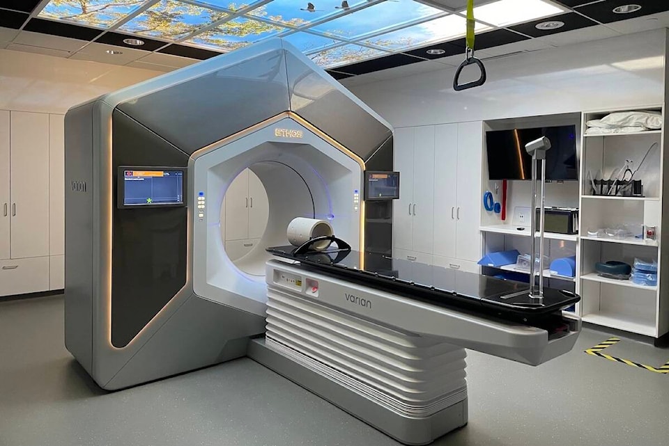 31511485_web1_230112-KCN-new-cancer-radiation-machine_1