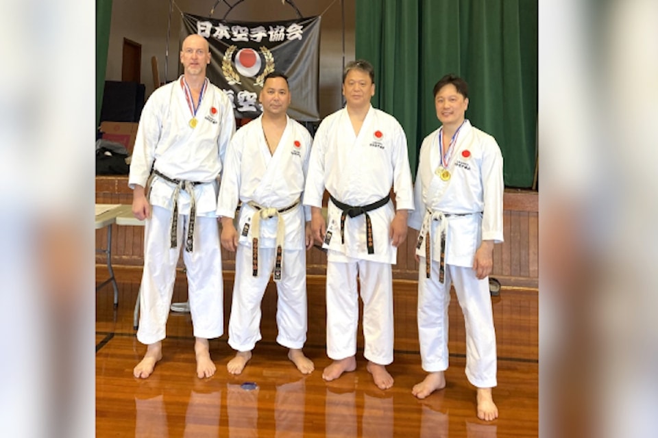 karate-813