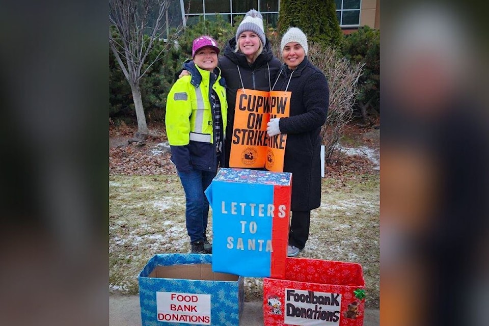 Canada Post letter carriers are still helping Santa's elves this holiday season