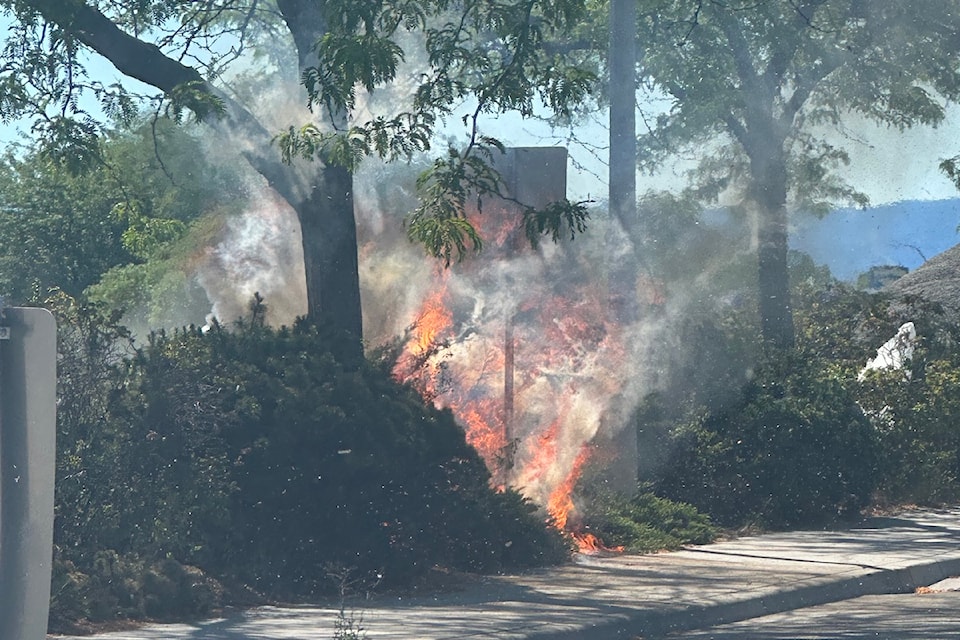 Fire on Ziprick and Highway 33. (Athul Sankar/ Black Press Media) 