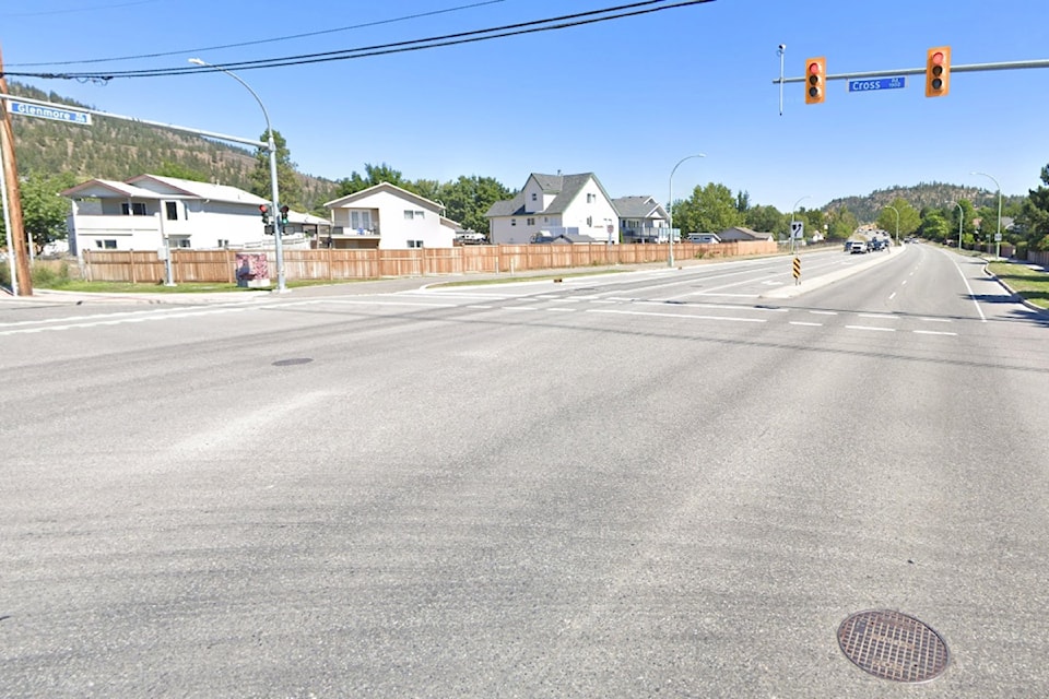 Crews will upgrade the sanitary system and complete connections to the multi-use pathway on Glenmore Road between June and October, 2024. 