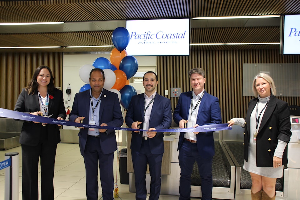 kelowna-prince-george-inaugural-flight
