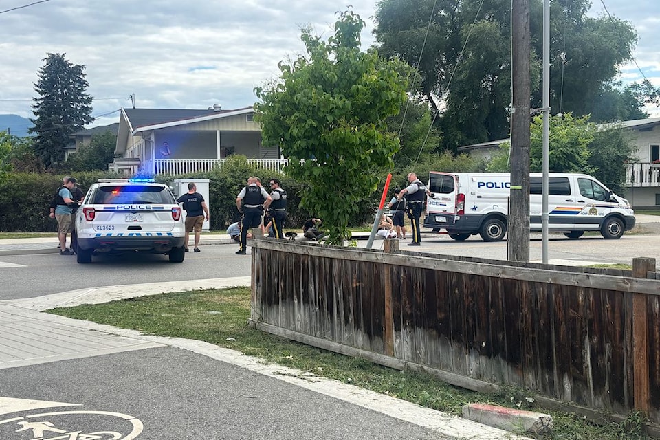 鶹AV RCMP and Emergency Response Team at a home on Sylvania Crescent on July 17, 2025.