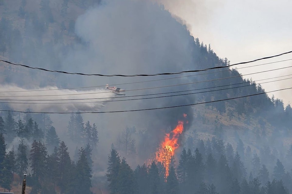 big-mike-peachland-fire-2