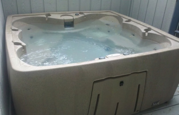 78392kelownaHottubWikipedia