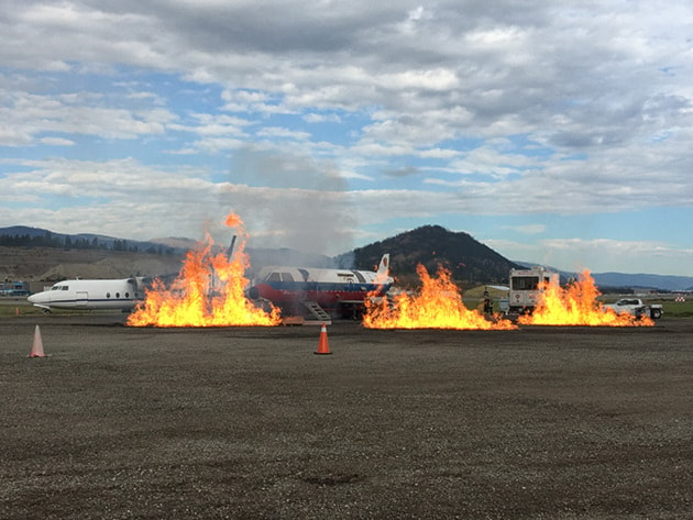 93853kelowna23aircrash5