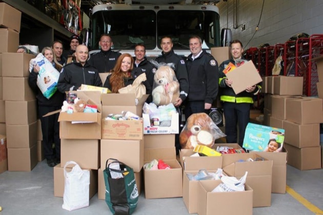 78253kelowna14Westkelownafirerescuefoodbank