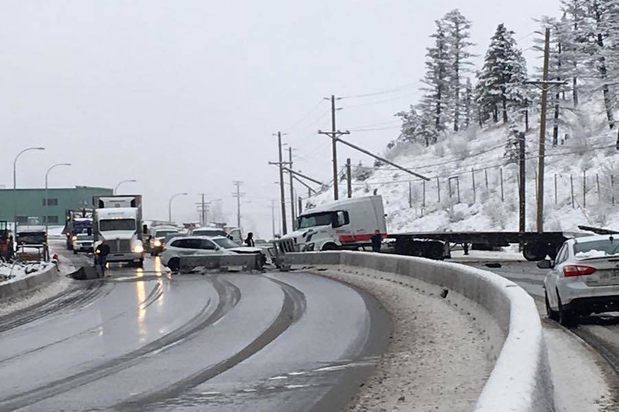 web1_170310-BPD-T-JACK-KNIFED-SEMI