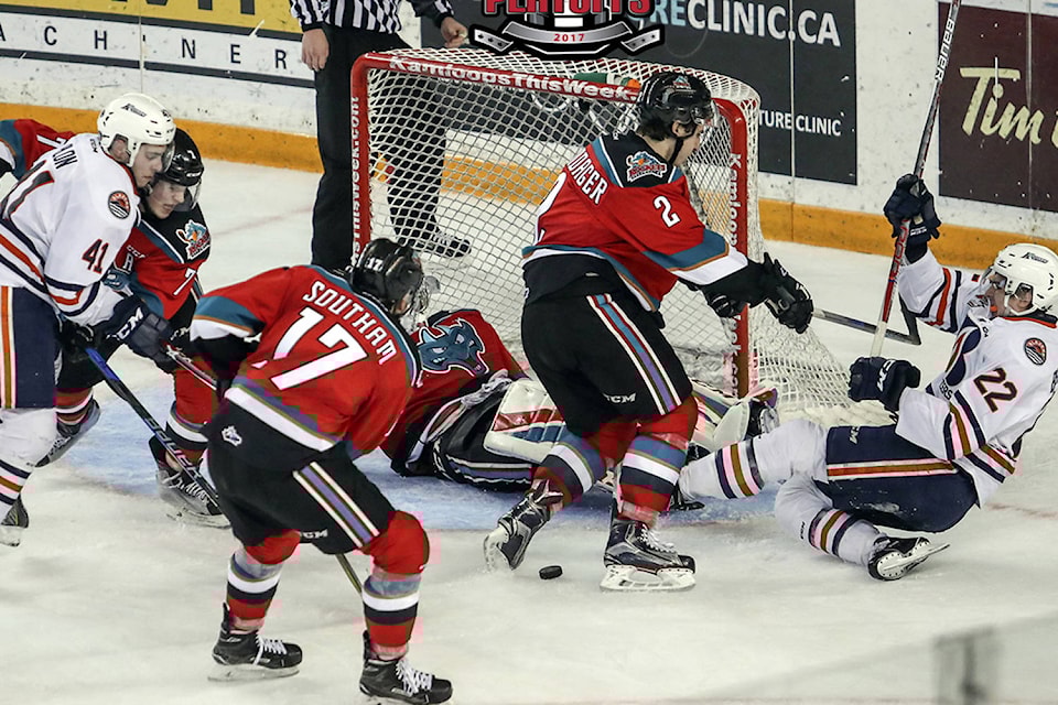 web1_kelowna-kam-1