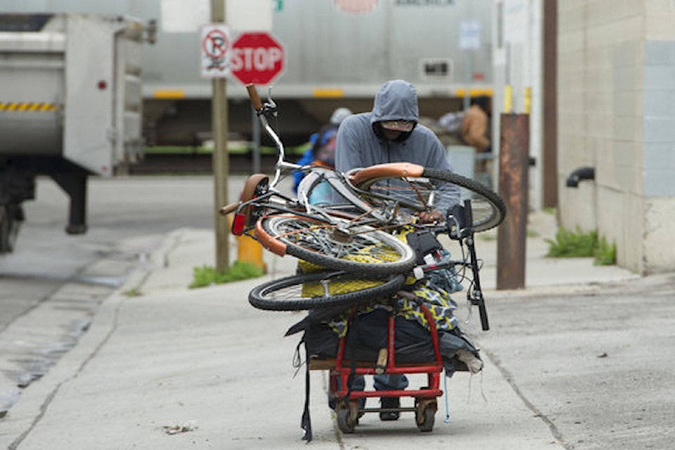 web1_170411-KCN-homelessman