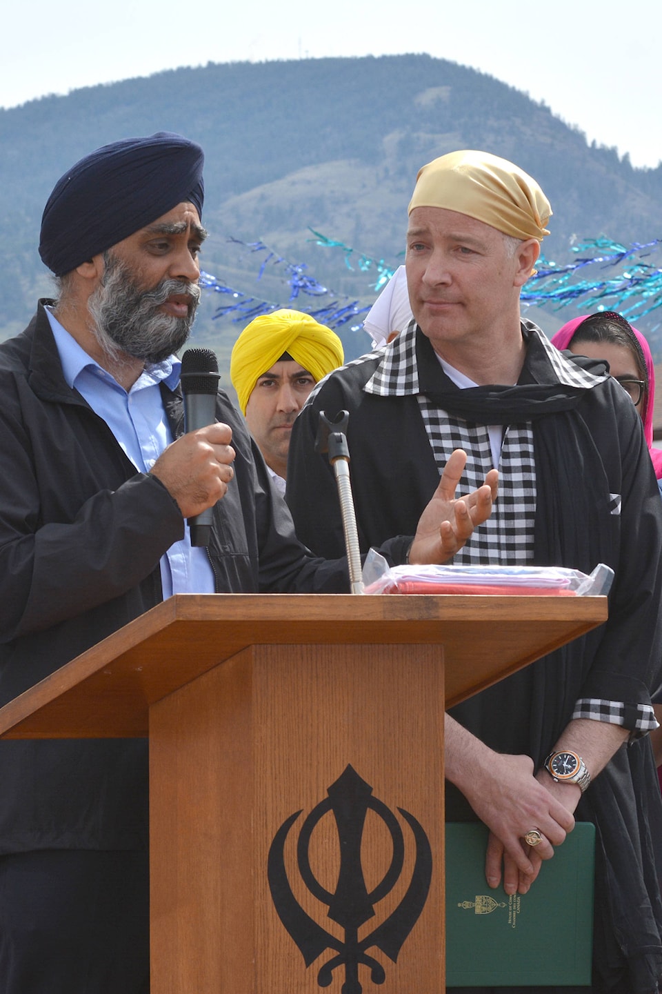 web1_170429-KCN-vaisakhi-parade-2