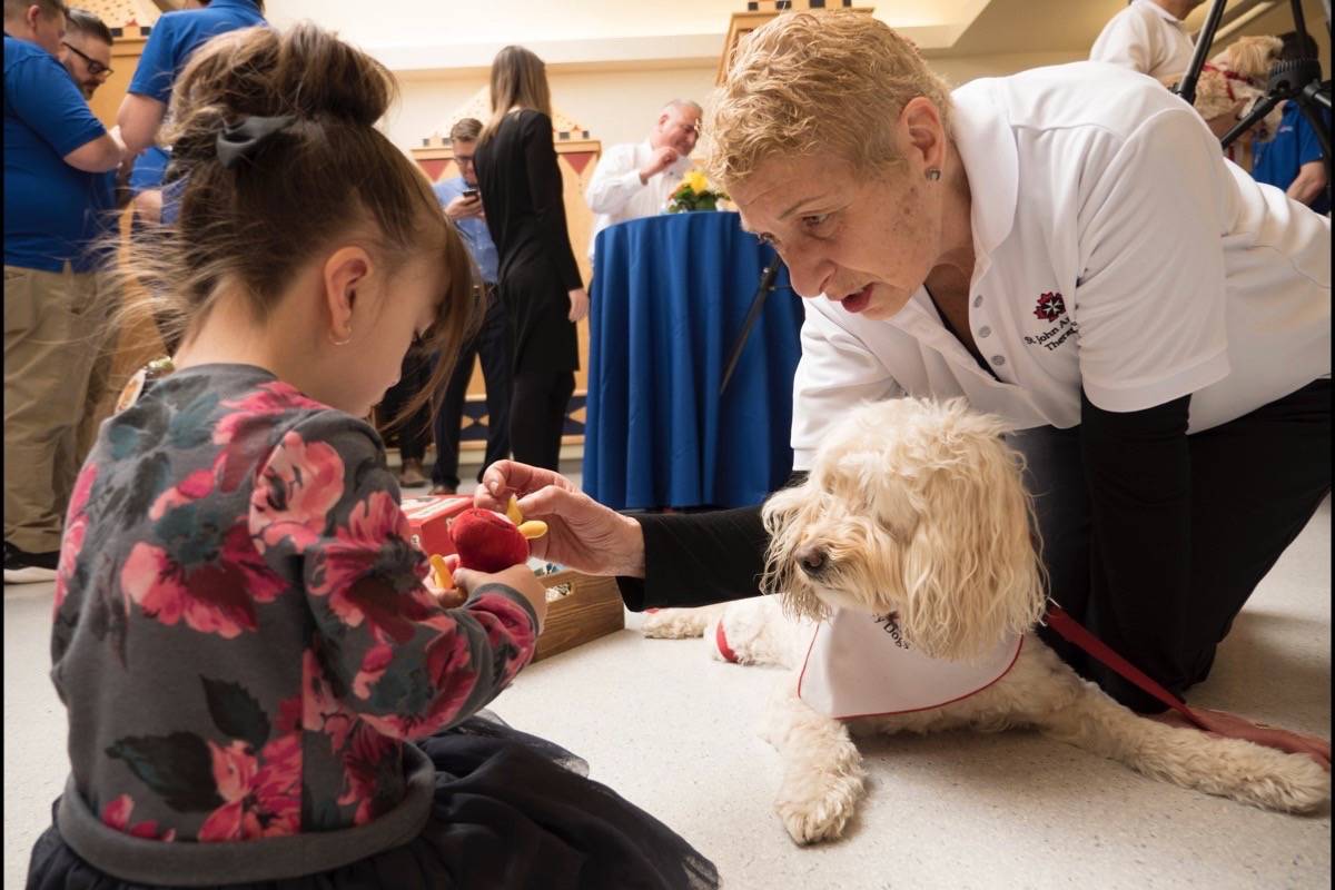 web1_20170427-KCN-M-BCCHF-PetSmart-Event-437