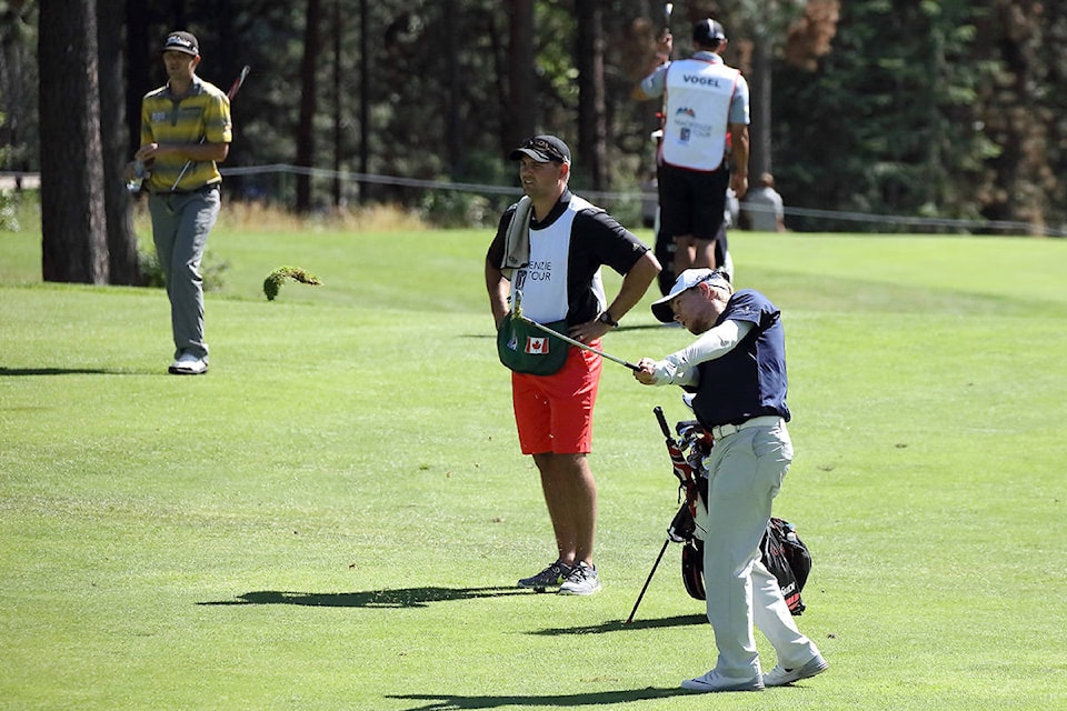 web1_170503_KCN_GolfBC-tourney