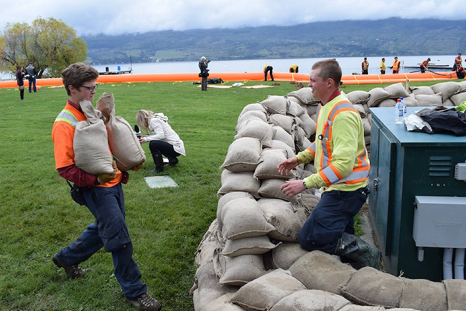 web1_170519-KCN-sandbag-stacking-in-park