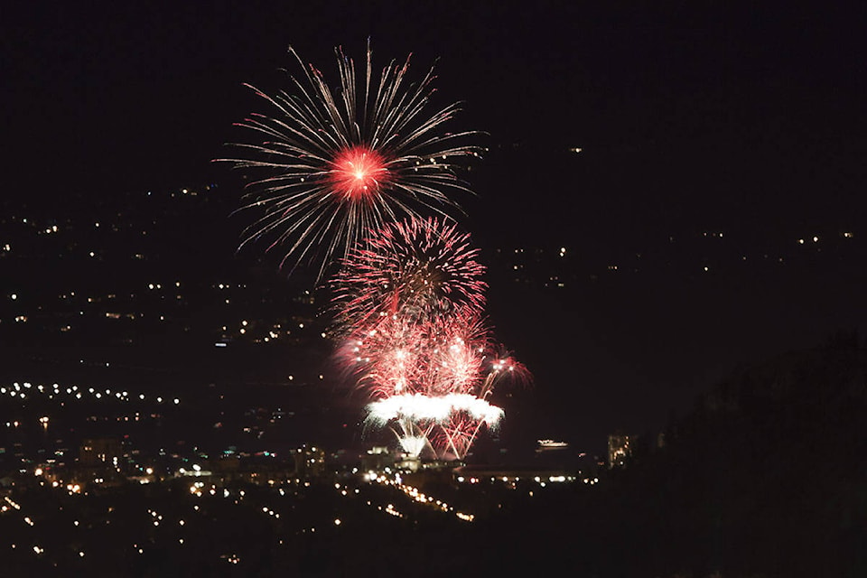 web1_170623-KCN-Canada-Day-fireworks