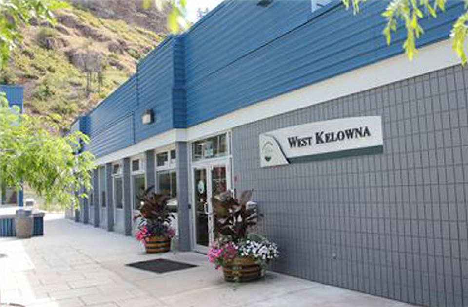 7712248_web1_170714-KCN-west-kelowna-city-hall