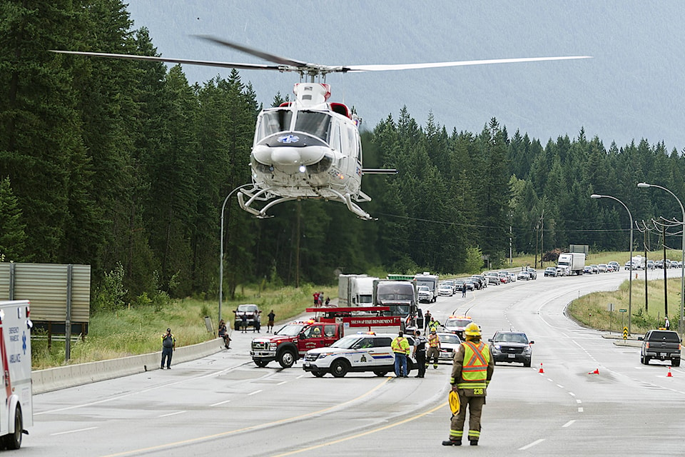 7799933_web1_170720-SAA-MVI-Hwy1-Shuswap-Lake-Est-LL-col