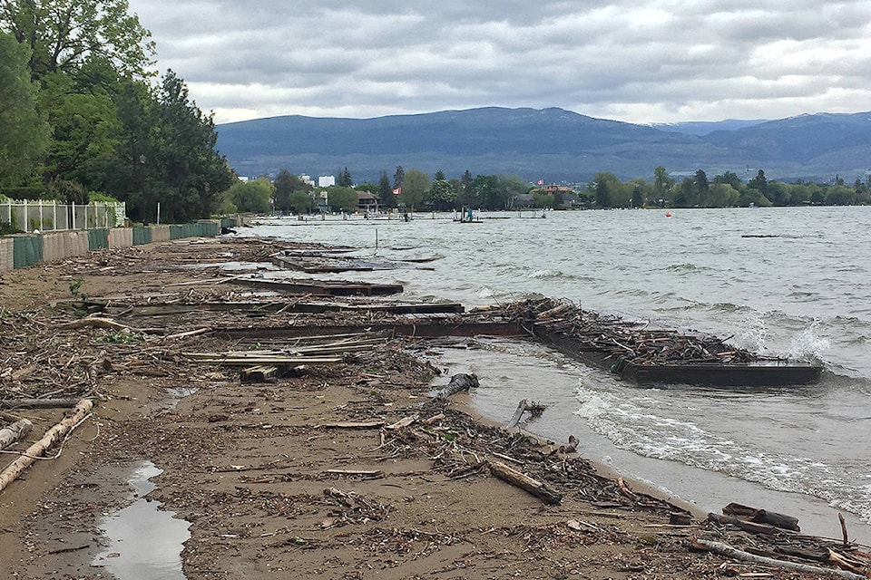 7883182_web1_170526-KCN-storm-damaged-docks