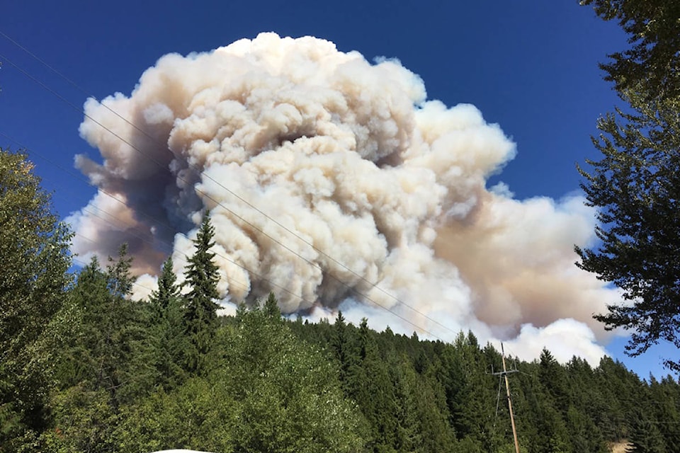 8274578_web1_170824-KCN-philpott-fire-smoke