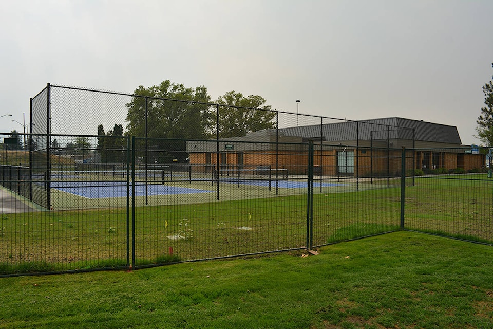 8319626_web1_170830-KCN-rutland-pickleball