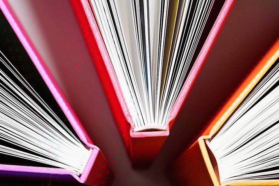 8471948_web1_0712-books