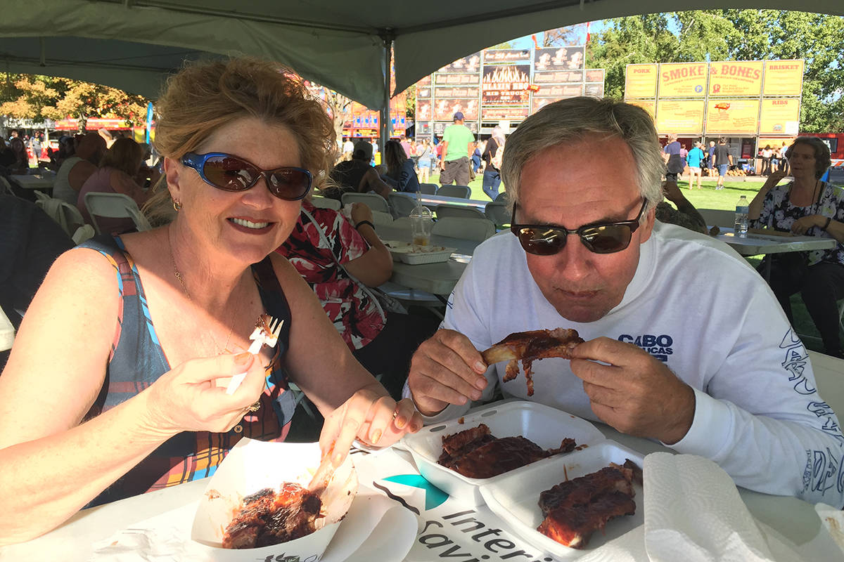 8533408_web1_Ribfest2