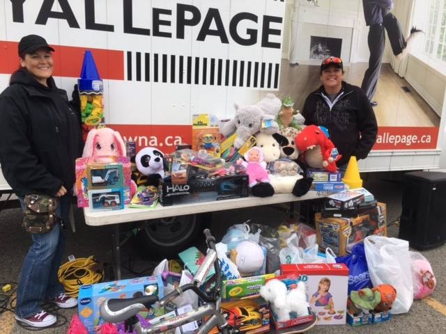 8675724_web1_170927-KCN-toy-run_1