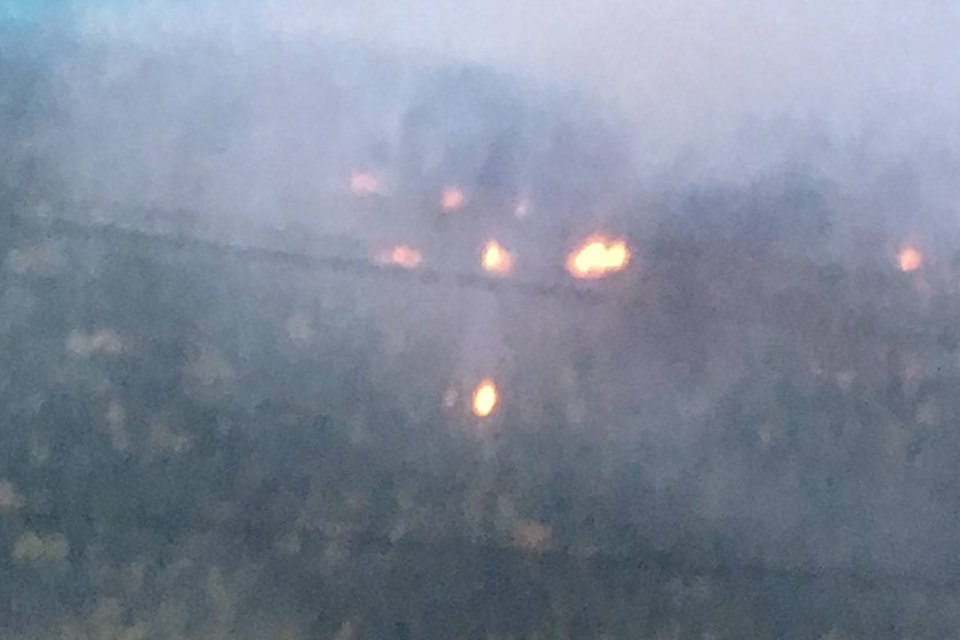 9019964_web1_171019-BPD-hwy1fire