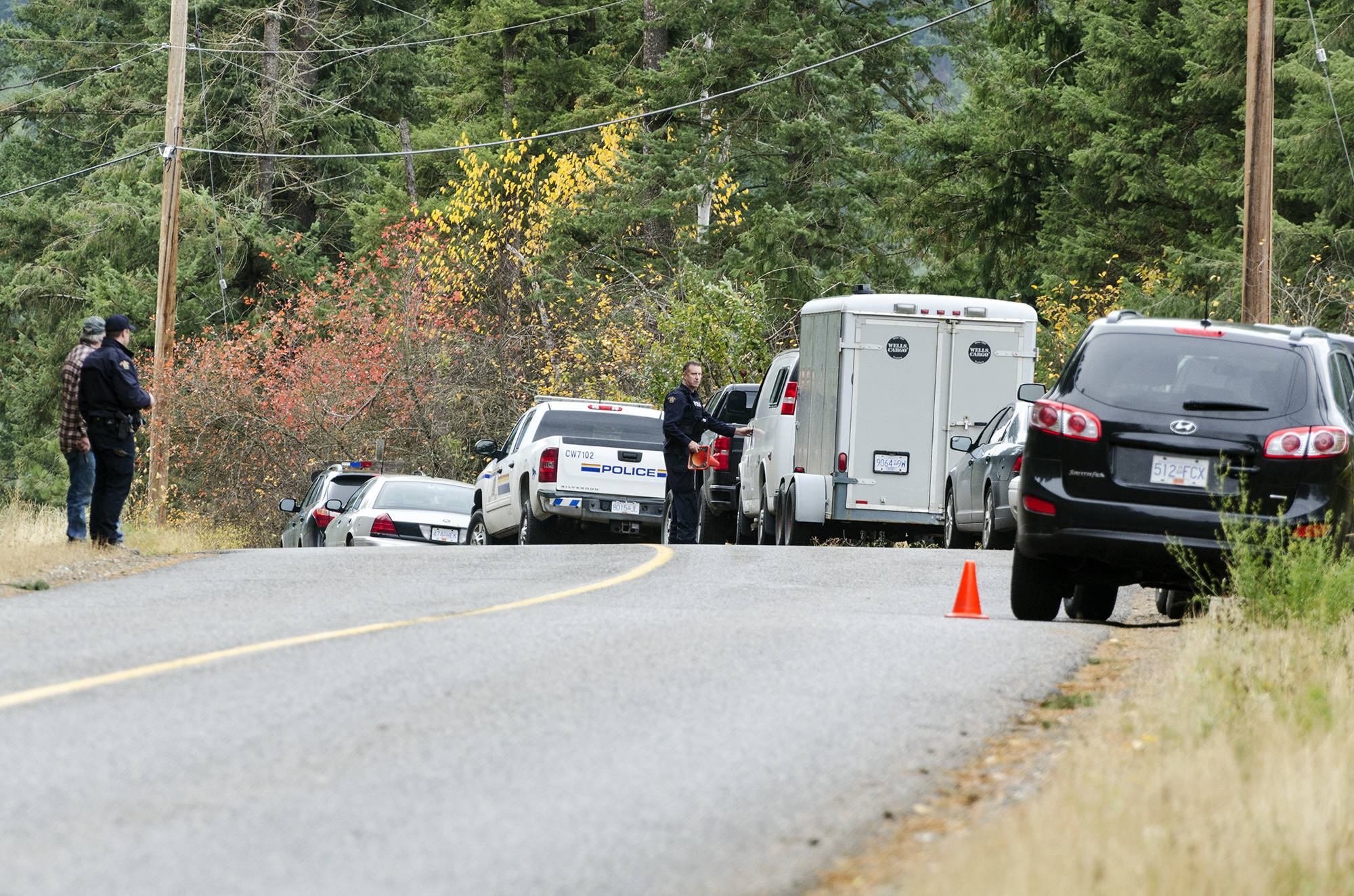 9026589_web1_171019-SAA-RCMP-Silver-Creek-search-5-col