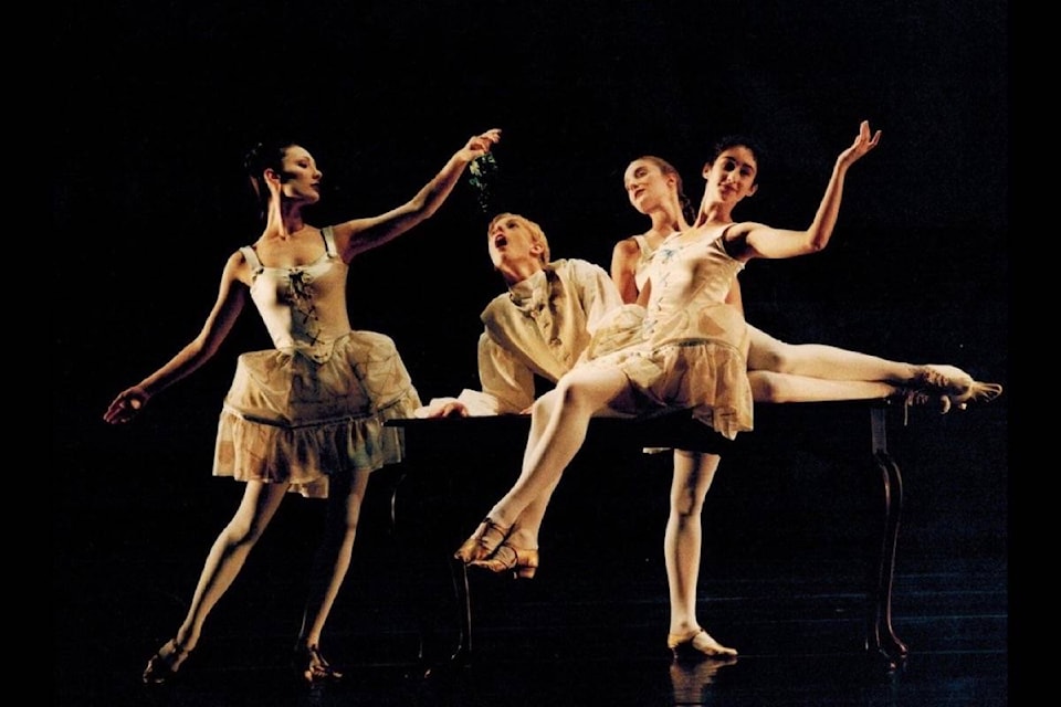 9165731_web1_171031-KCN-M-ballet