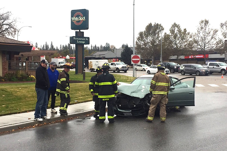 9207639_web1_accident