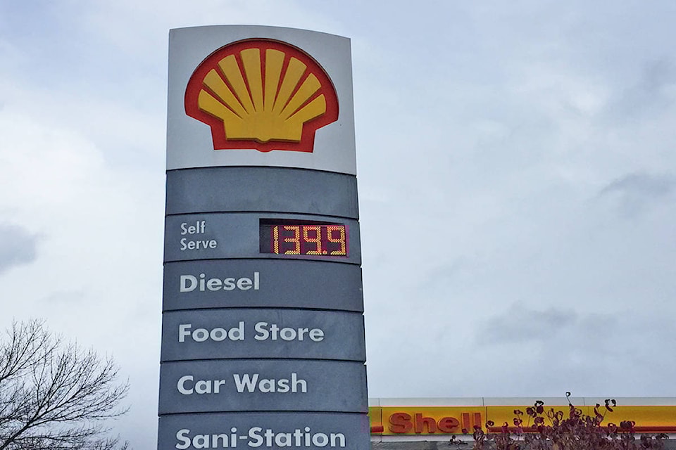 9216243_web1_171102_KCN_gas-price2
