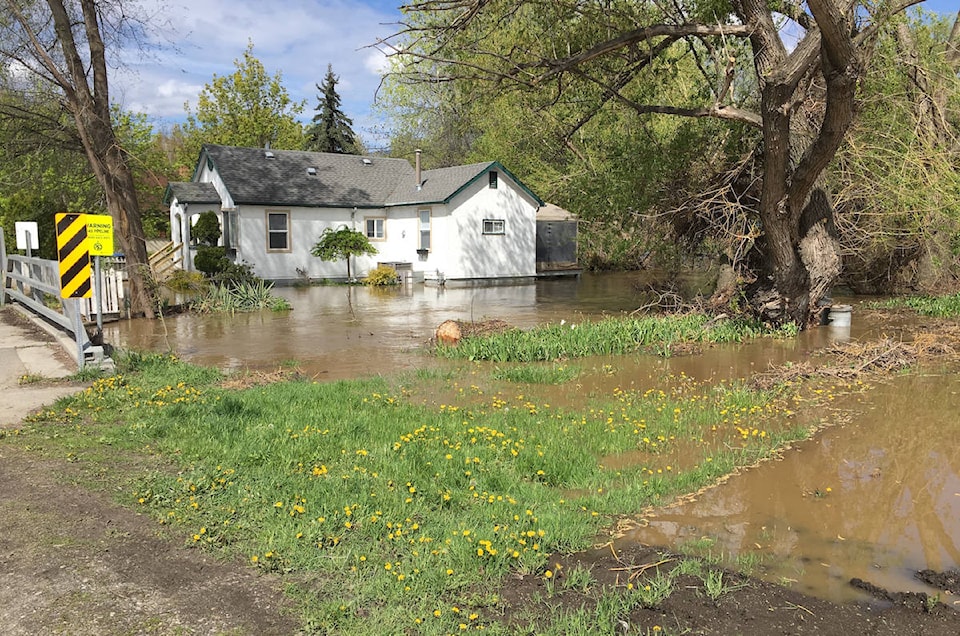 9262471_web1_170507-BPD-FLOODING