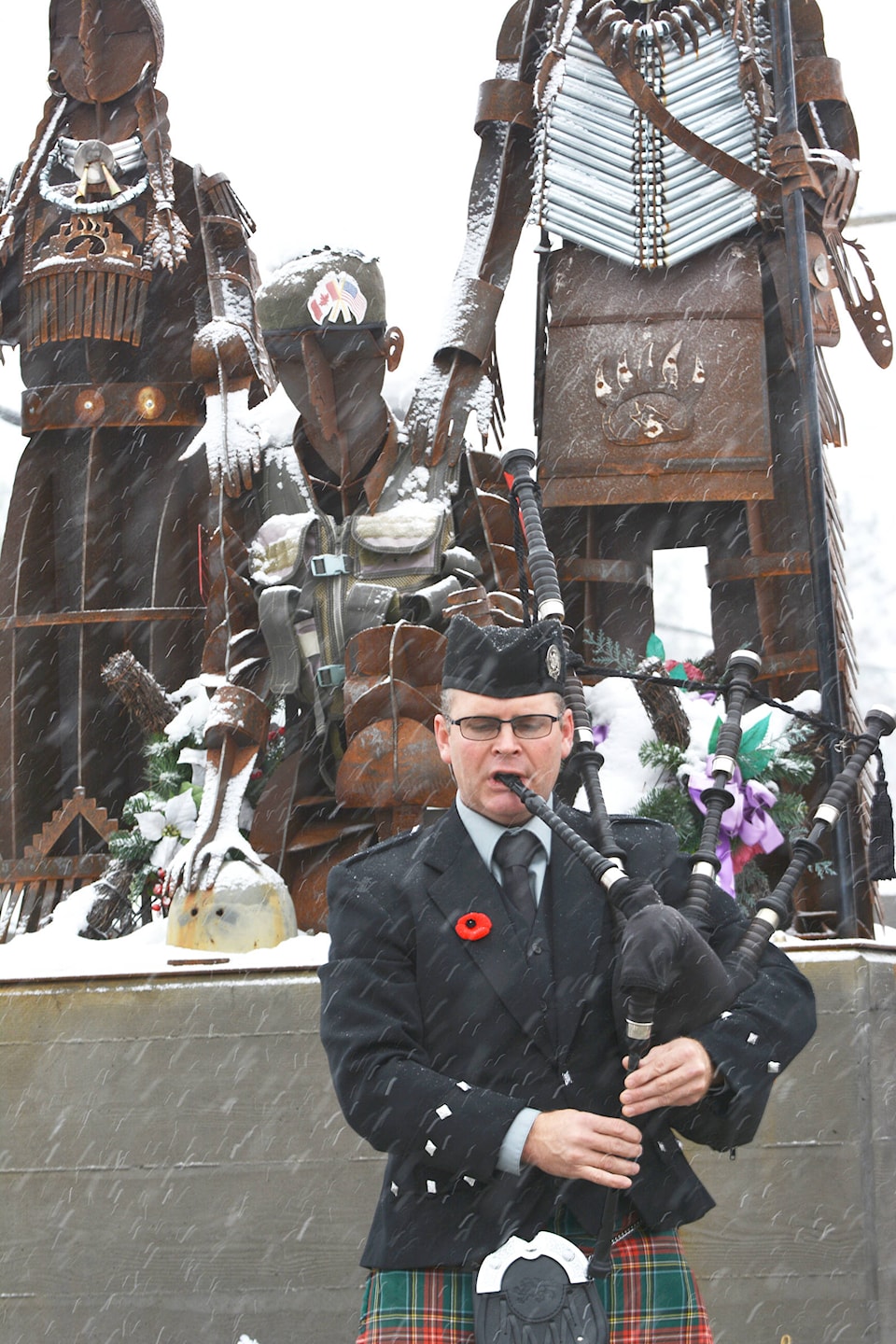 9299821_web1_171107-KCN-aboriginal-day2