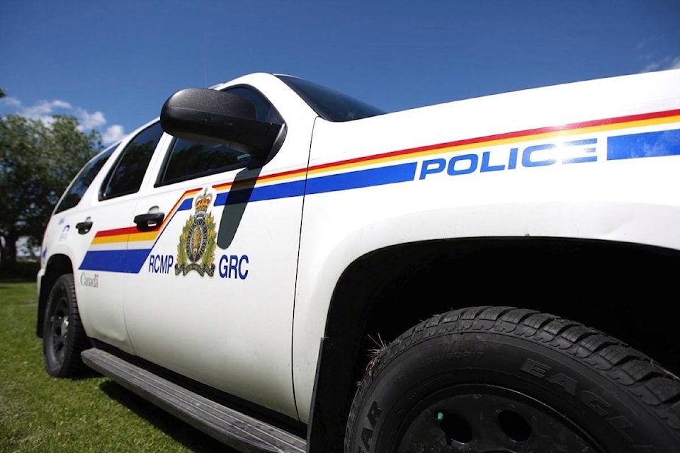 9909713_web1_171212-RDA-M-170616-RDA-RCMP-FileCop-SUV4011