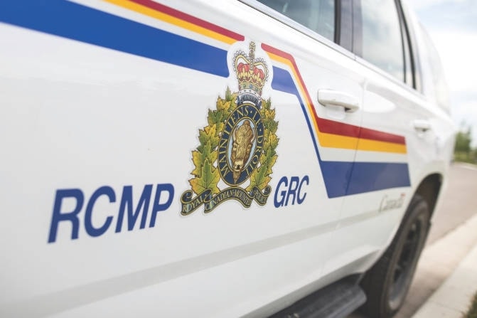 10164384_web1_RCMP