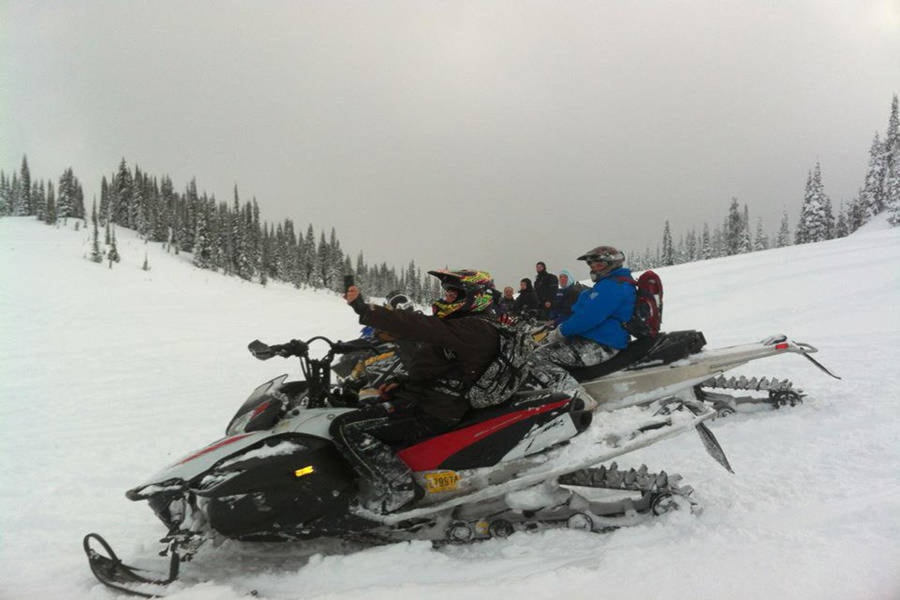 10290629_web1_180122_VMS_Hunter-sRange-snowmobilers